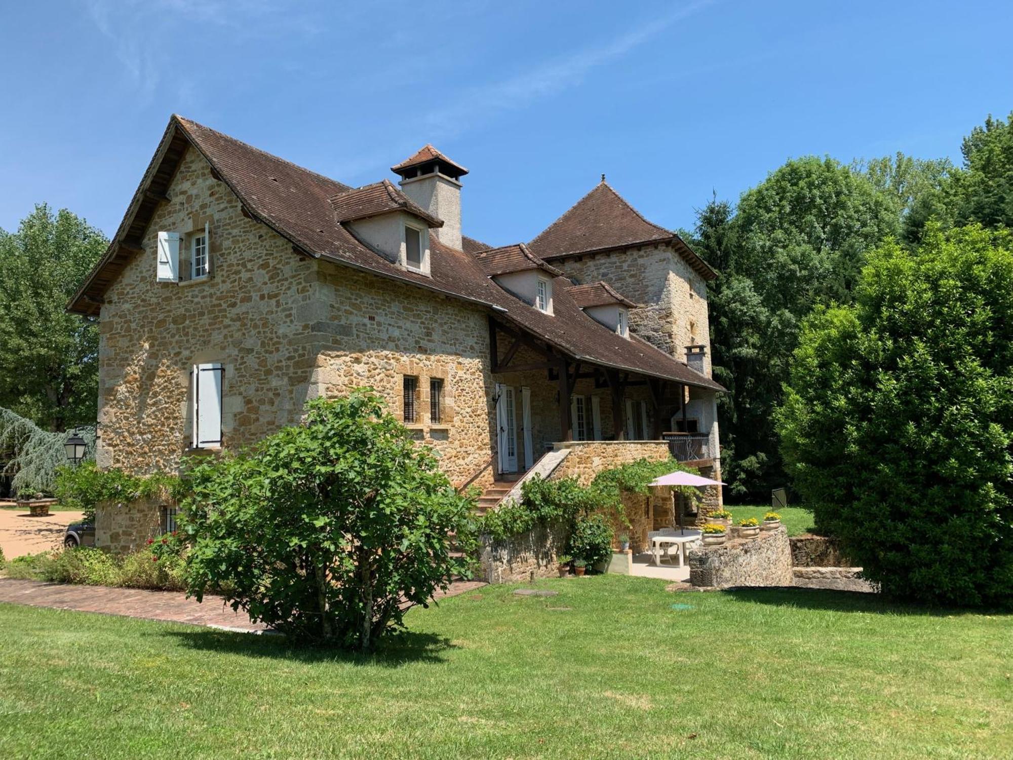Le Moulin Du Boisset Bed & Breakfast Saint-Denis-lès-Martel Exterior photo